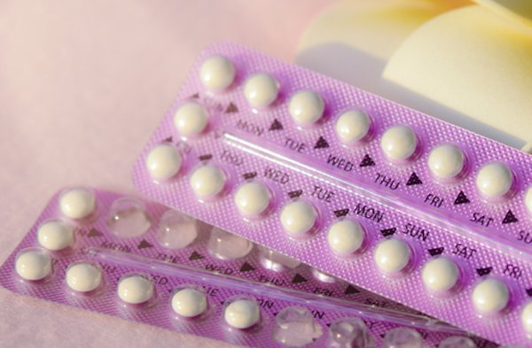 Hướng dẫn sử dụng thuốc tránh thai hàng ngày đúng cách | Vinmec