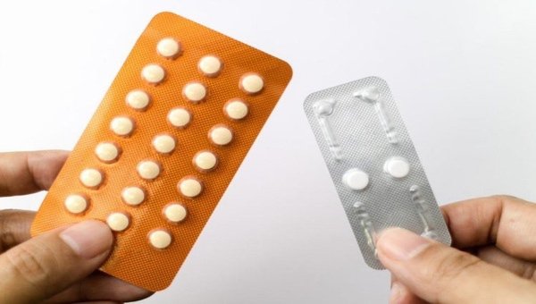 Uống thuốc tránh thai trước hay sau khi quan hệ? | Vinmec