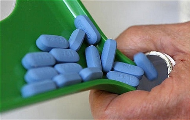 Các tác dụng phụ khi dùng thuốc kháng vi rút HIV