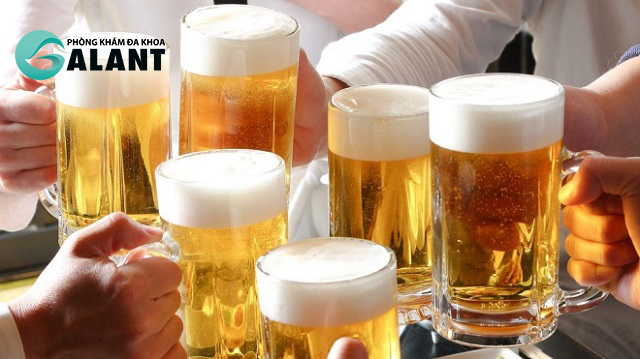 Nam giới cần hạn chế rượu bia và các chất kích thích khác