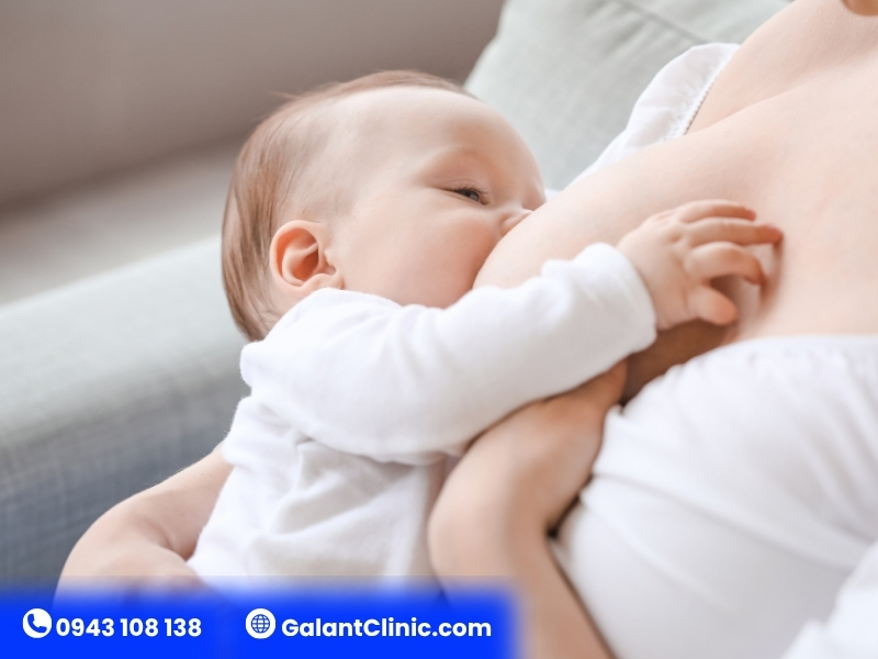 HIV lây từ mẹ sang con: Nguyên nhân, điều trị và cách dự phòng 2 Lây nhiễm HIV từ mẹ sang con khi cho con bú