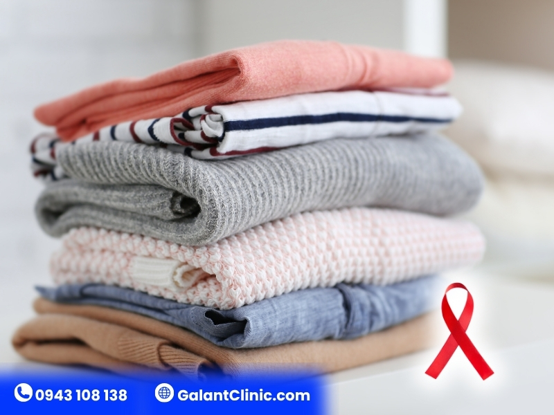 Virus HIV sống được bao lâu trên quần áo